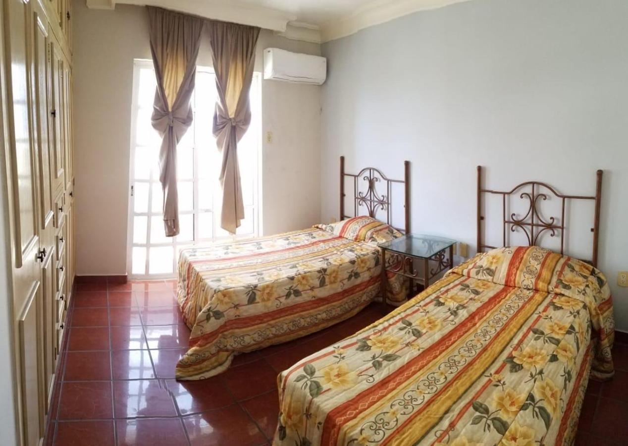 Hotel Playa Maria Масатлан Екстериор снимка